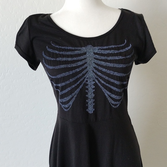 Teenage Runaway Dolls Kill Black beaded skeleton dress Excellent Condition Sz M - Picture 3 of 8